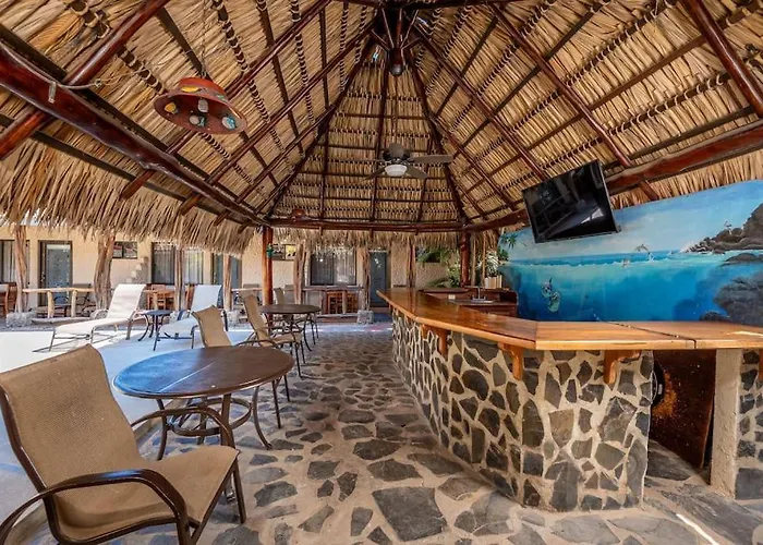 Comfortable Vacation Steps From The * Playa Grande