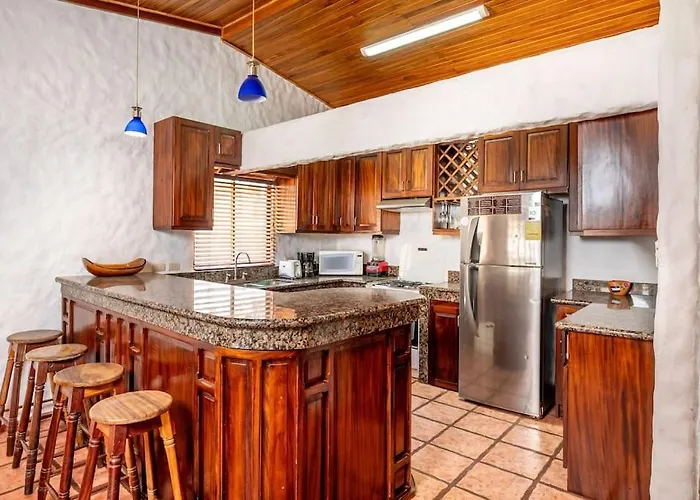 Apartamento Comfortable Vacation Steps From The