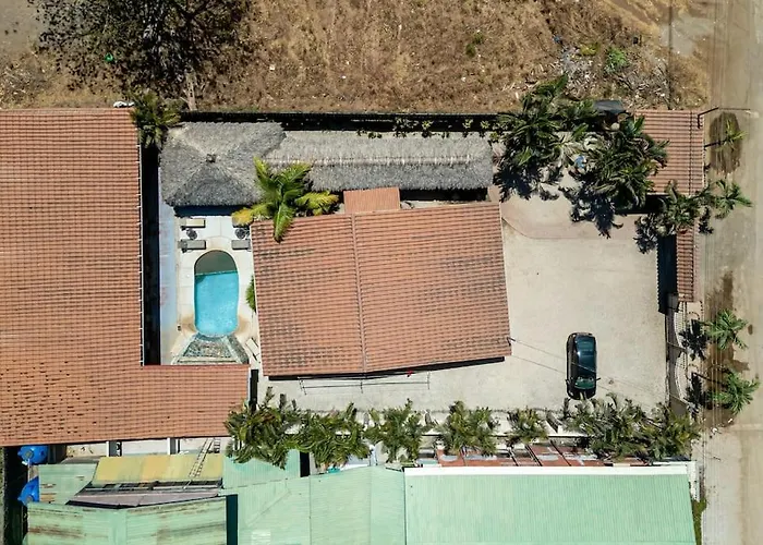 Comfortable Vacation Steps From The Playa Grande