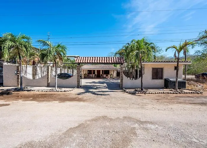 Apartamento Comfortable Vacation Steps From The